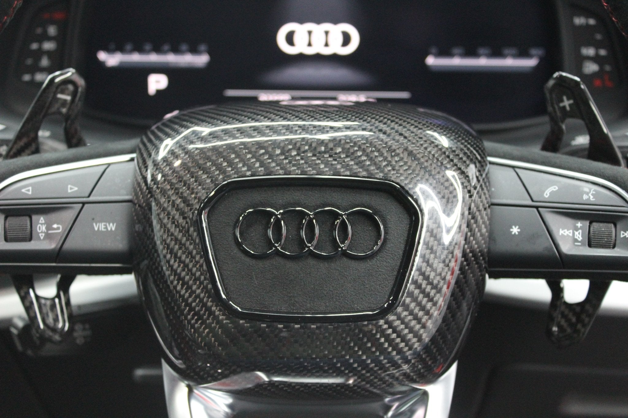 Audi SQ5 carbon airbag cover
