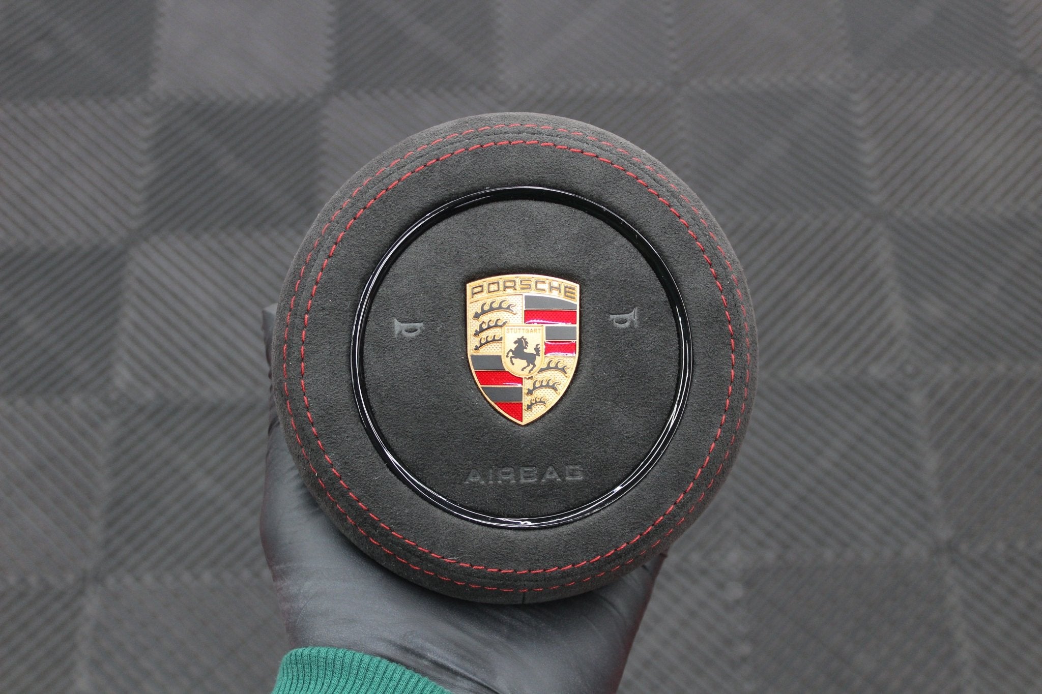 Alcantara Porsche airbag cover